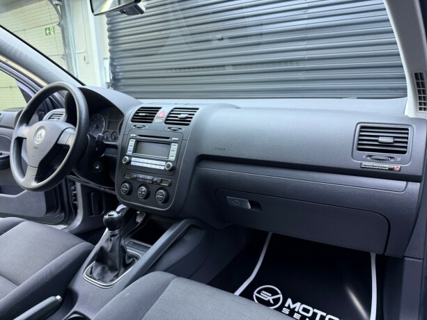 volkswagen-golf-bensin-2007-big-12