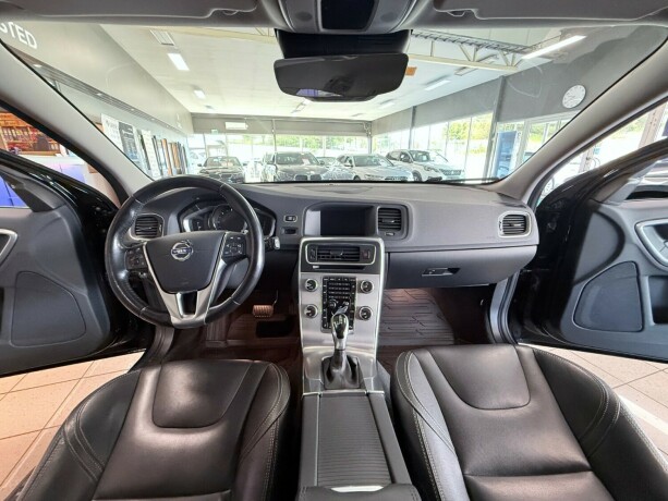 volvo-v60-diesel-2018-big-13
