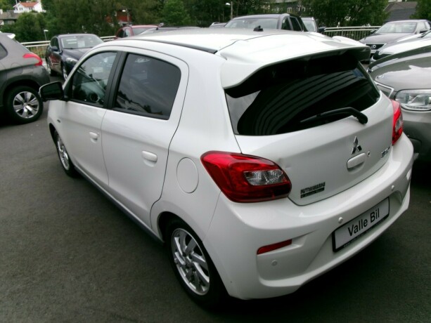 mitsubishi-space-star-bensin-2018-big-3