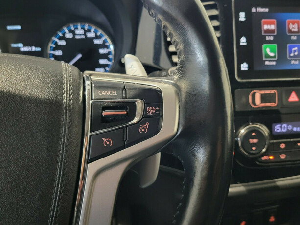 mitsubishi-outlander-elektrisitetbensin-2017-big-17