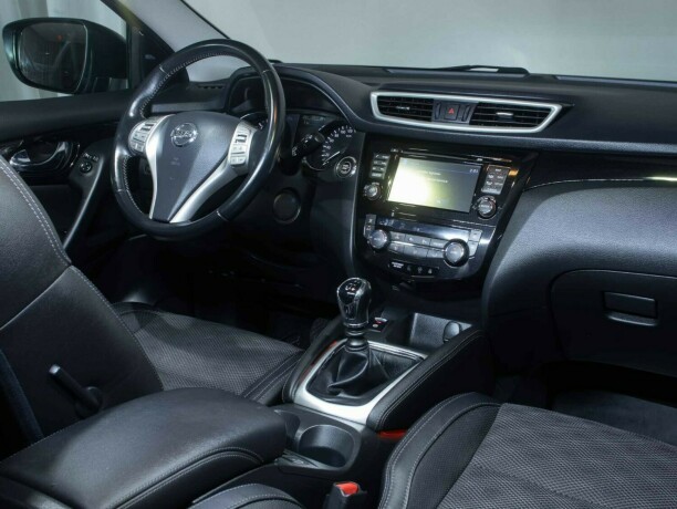 nissan-qashqai-diesel-2014-big-19