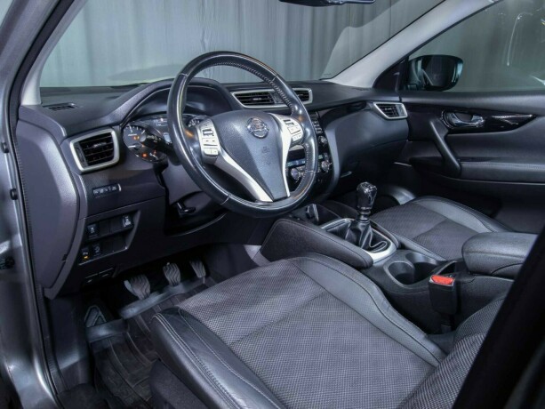 nissan-qashqai-diesel-2014-big-40