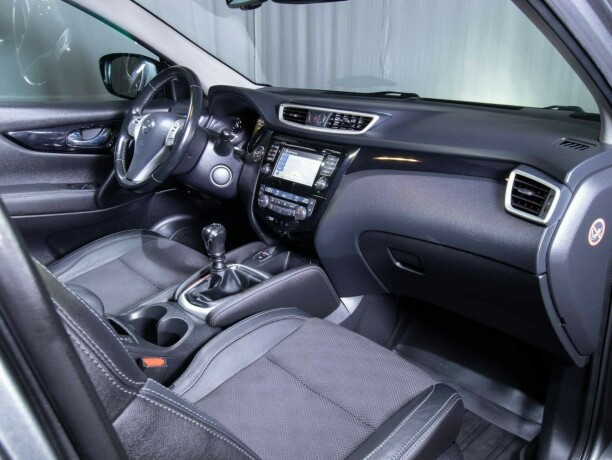 nissan-qashqai-diesel-2014-big-46