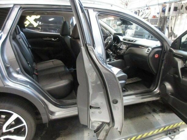 nissan-qashqai-diesel-2014-big-14