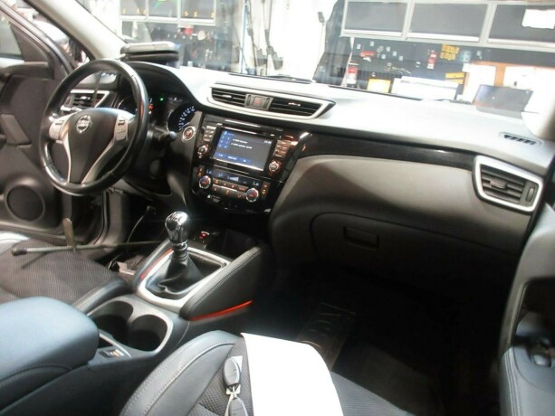 nissan-qashqai-diesel-2014-big-15