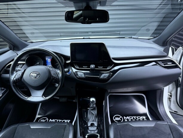 toyota-c-hr-elektrisitetbensin-2019-big-9