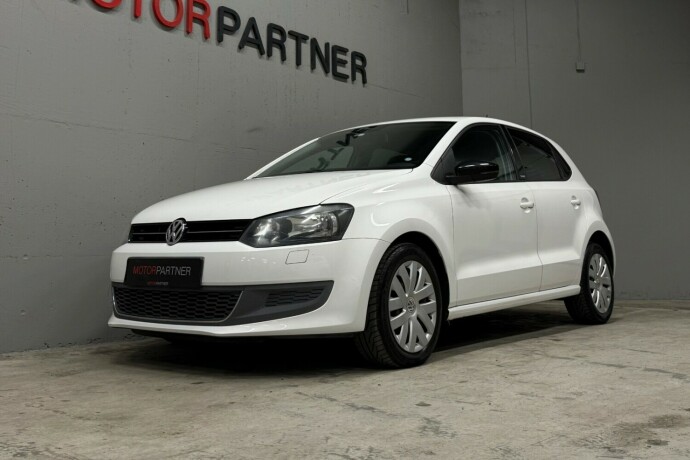 volkswagen-polo-bensin-2012-big-2