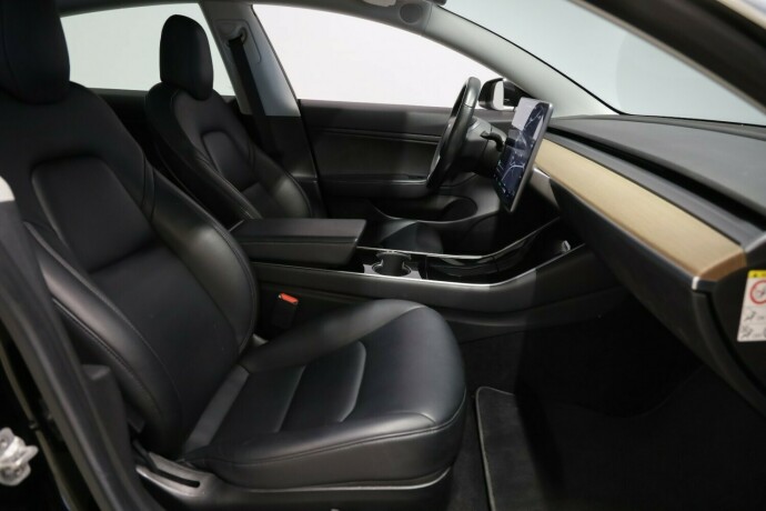 tesla-model-3-elektrisitet-2019-big-7