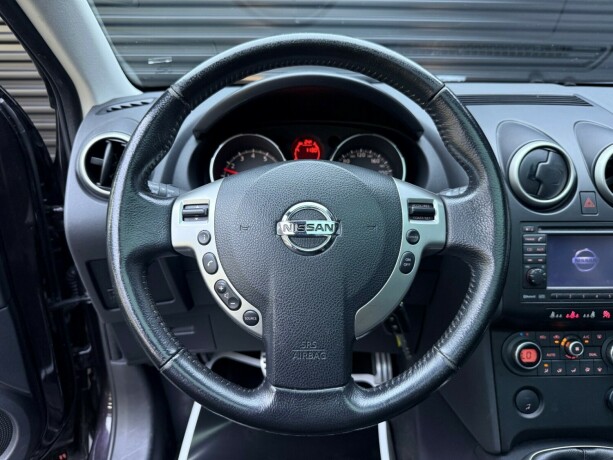 nissan-qashqai-2-bensin-2010-big-13