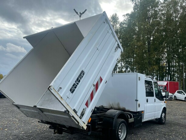 ford-transit-diesel-2011-big-11