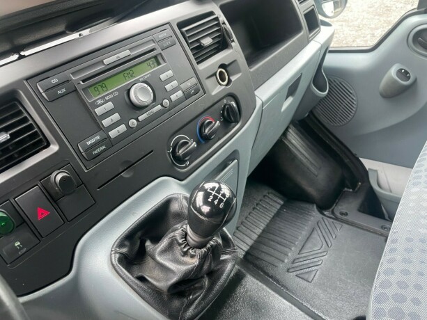 ford-transit-diesel-2011-big-28