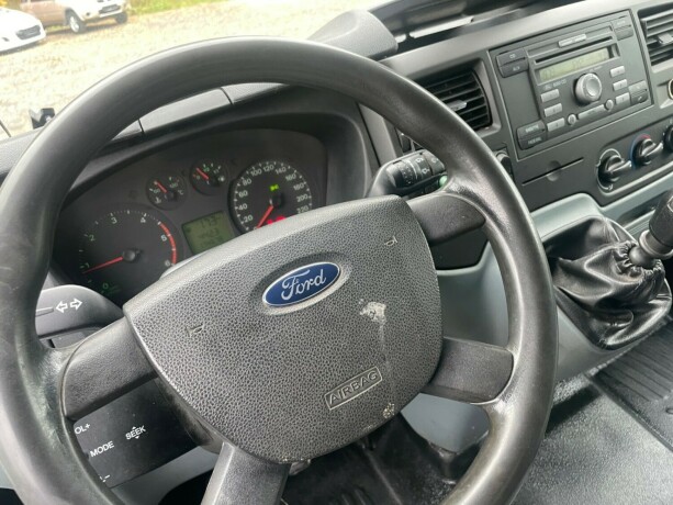 ford-transit-diesel-2011-big-27