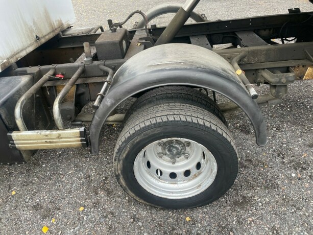 ford-transit-diesel-2011-big-38