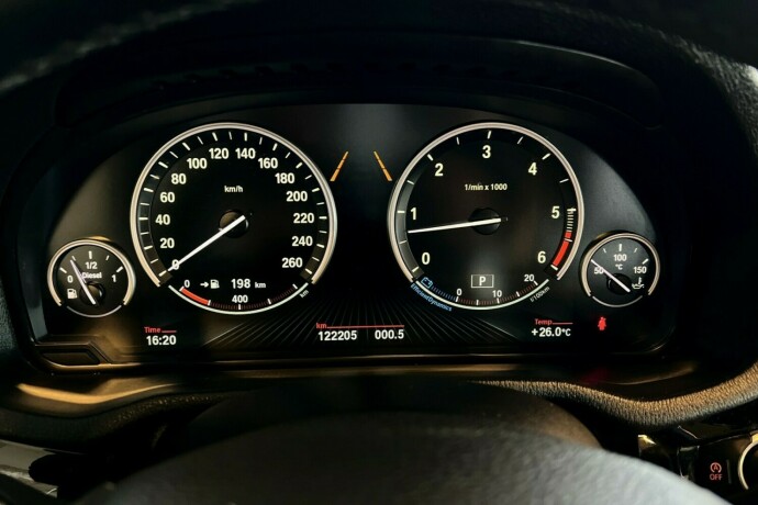 bmw-x3-diesel-2015-big-17
