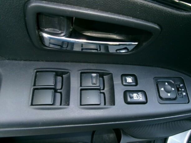 mitsubishi-asx-bensin-2014-big-9