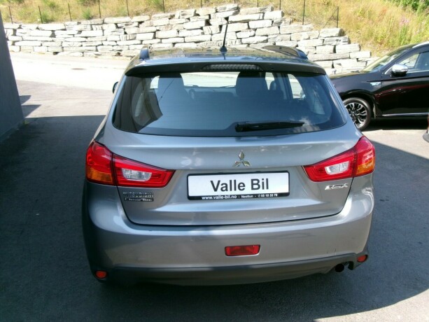 mitsubishi-asx-bensin-2014-big-4