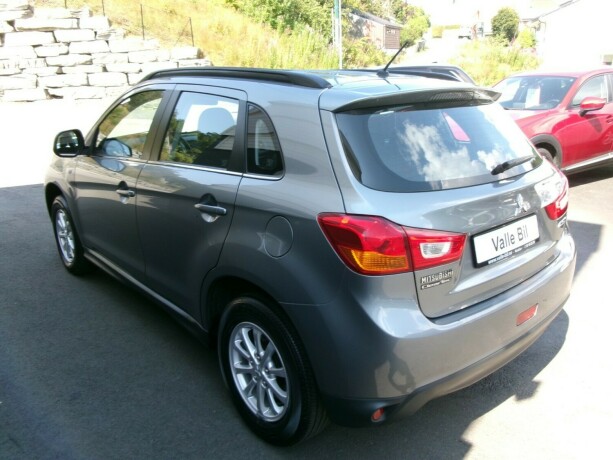 mitsubishi-asx-bensin-2014-big-3