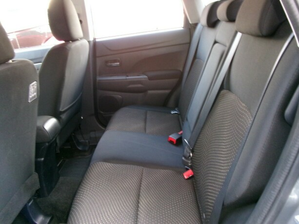 mitsubishi-asx-bensin-2014-big-7