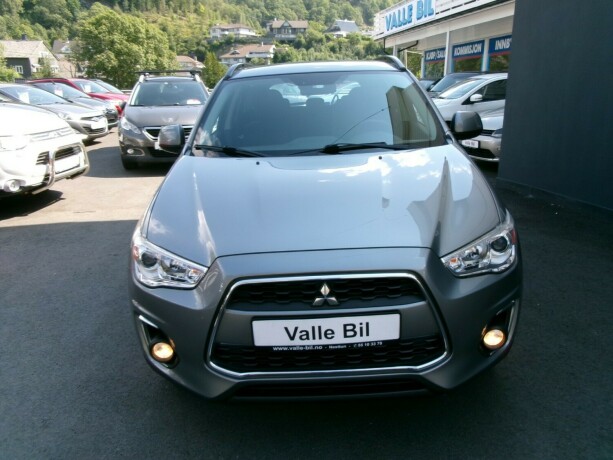 mitsubishi-asx-bensin-2014-big-1