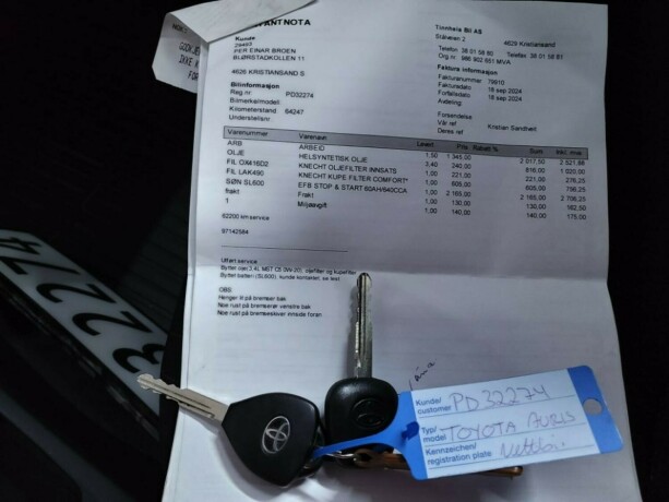 toyota-auris-bensin-2009-big-14
