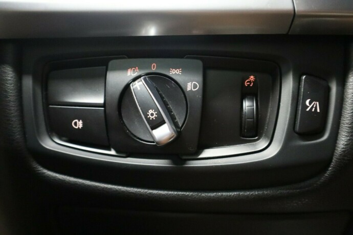 bmw-x5-bensin-2014-big-19