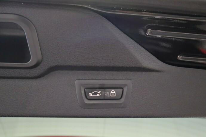 bmw-x5-bensin-2014-big-51