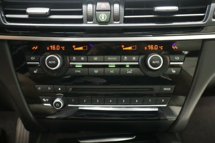 bmw-x5-bensin-2014-big-24