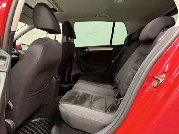 volkswagen-golf-diesel-2010-big-14