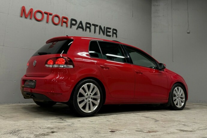 volkswagen-golf-diesel-2010-big-7