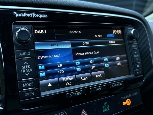 mitsubishi-outlander-elektrisitetbensin-2014-big-21