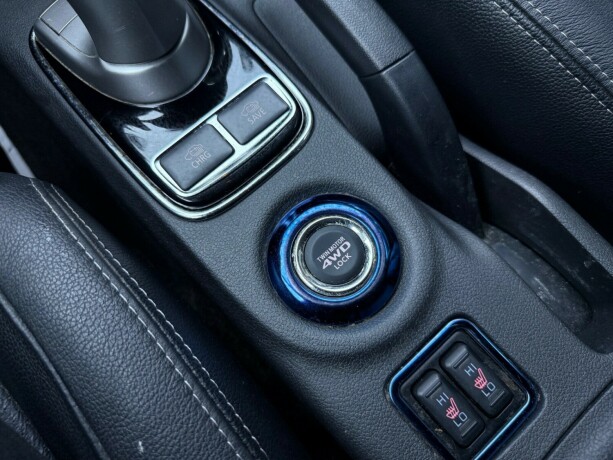 mitsubishi-outlander-elektrisitetbensin-2014-big-24