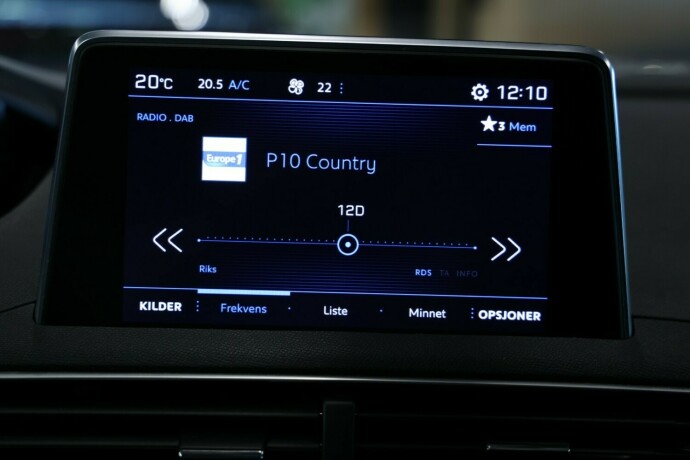 peugeot-3008-diesel-2017-big-12