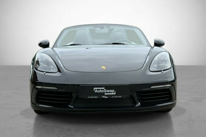 porsche-boxster-bensin-2017-big-2