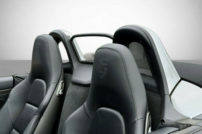 porsche-boxster-bensin-2017-big-19