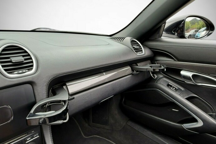 porsche-boxster-bensin-2017-big-40