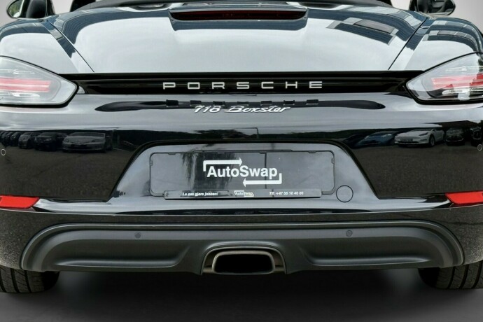 porsche-boxster-bensin-2017-big-12
