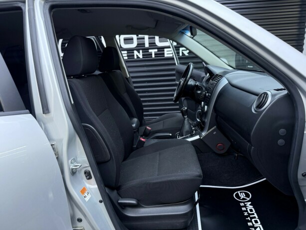 suzuki-grand-vitara-diesel-2011-big-23