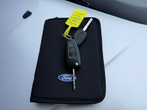 ford-transit-connect-diesel-2016-big-35