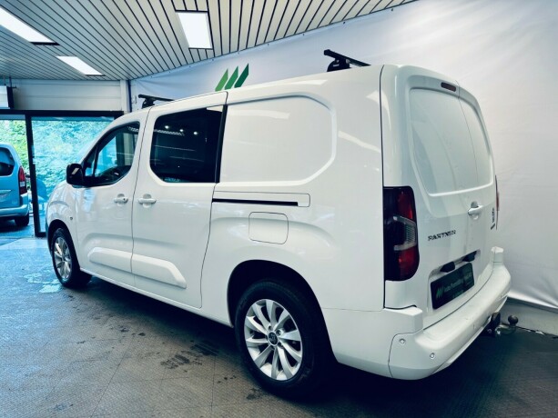 peugeot-partner-diesel-2021-big-5