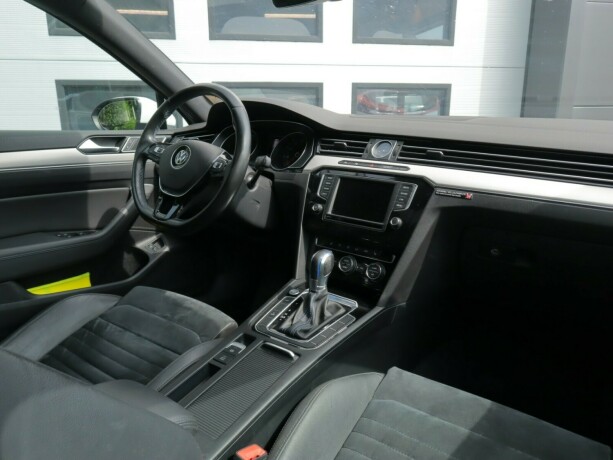volkswagen-passat-elektrisitetbensin-2016-big-6