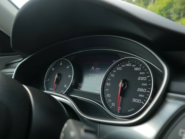 audi-a6-diesel-2016-big-17