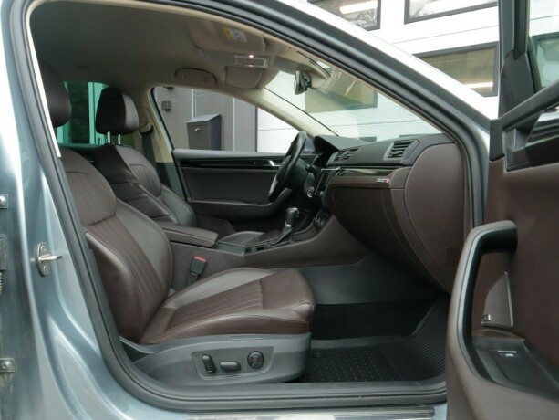 skoda-superb-diesel-2016-big-11
