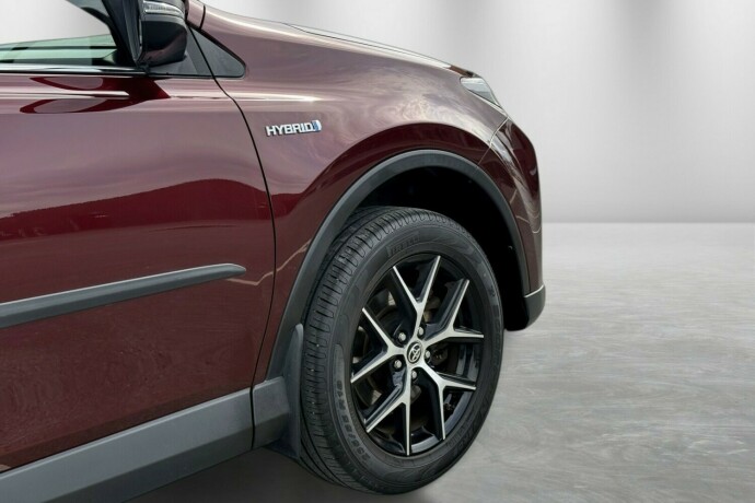 toyota-rav4-elektrisitetbensin-2017-big-6