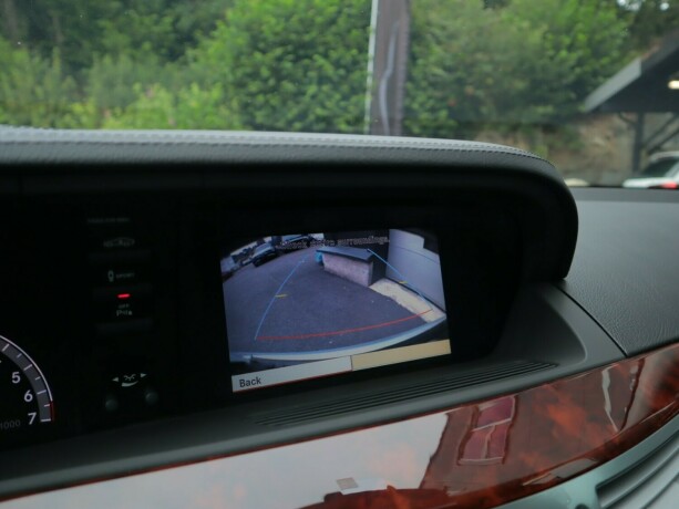 mercedes-benz-s-klasse-elektrisitetbensin-2010-big-30