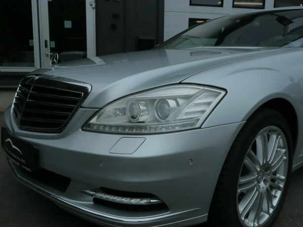 mercedes-benz-s-klasse-elektrisitetbensin-2010-big-4