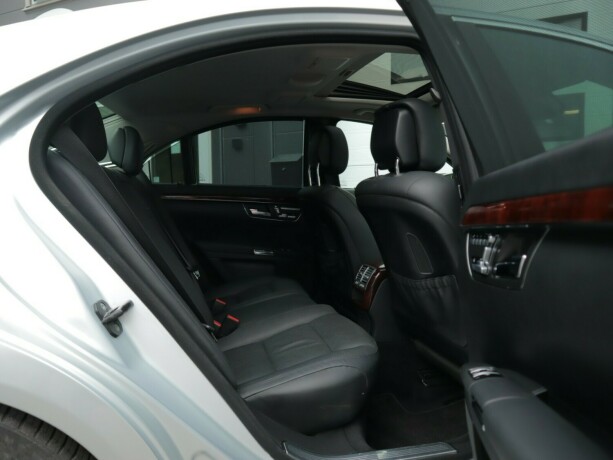 mercedes-benz-s-klasse-elektrisitetbensin-2010-big-17