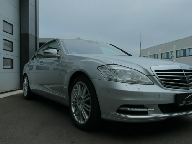 mercedes-benz-s-klasse-elektrisitetbensin-2010-big-6
