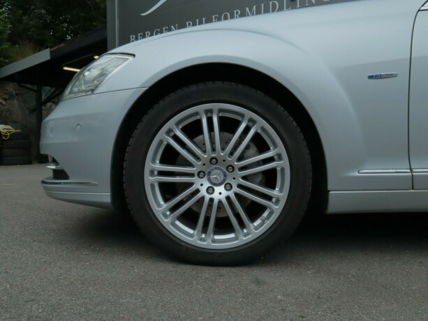 mercedes-benz-s-klasse-elektrisitetbensin-2010-big-5
