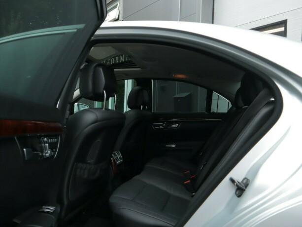 mercedes-benz-s-klasse-elektrisitetbensin-2010-big-14