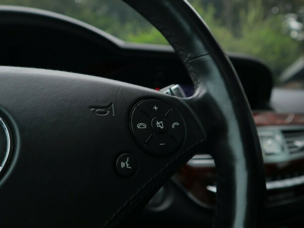 mercedes-benz-s-klasse-elektrisitetbensin-2010-big-35